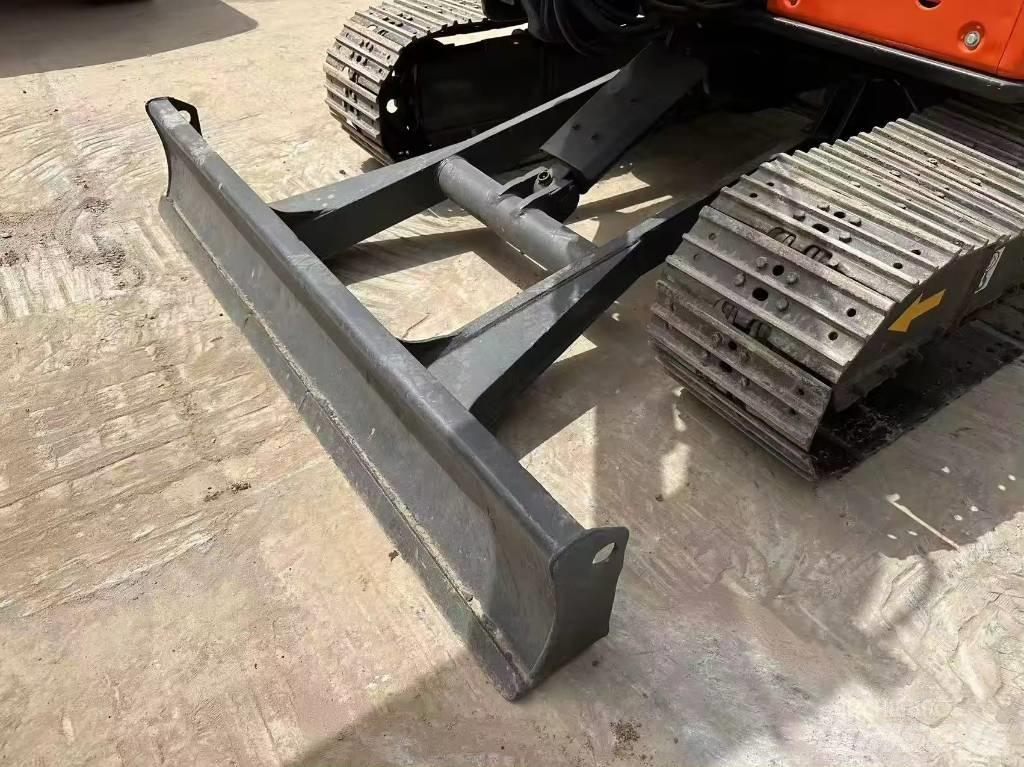 Hitachi ZX 50 U Міні-екскаватори < 7т