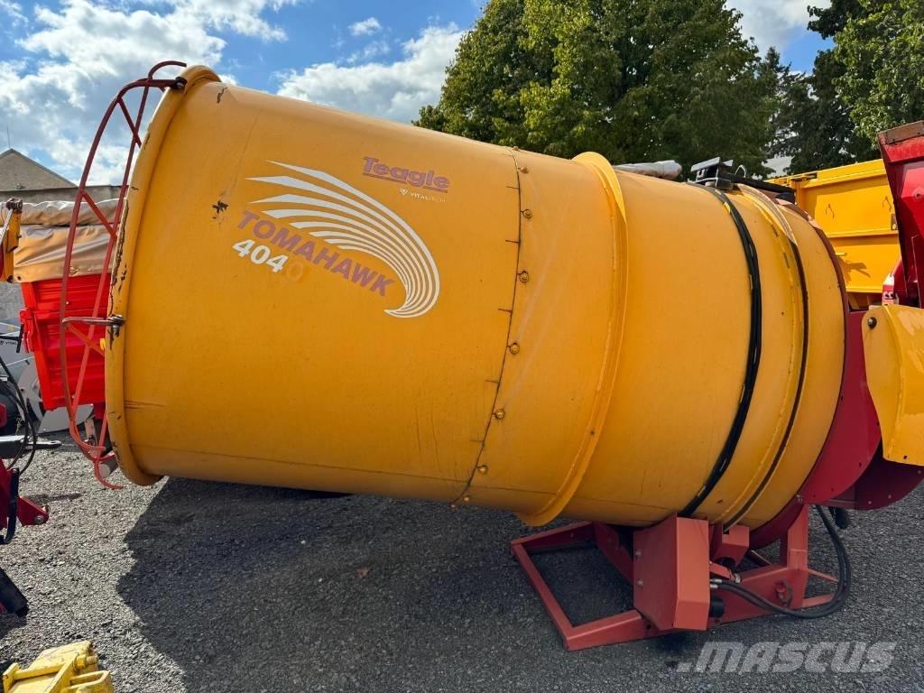 TEAGLE 4040 Годівниці для тварин