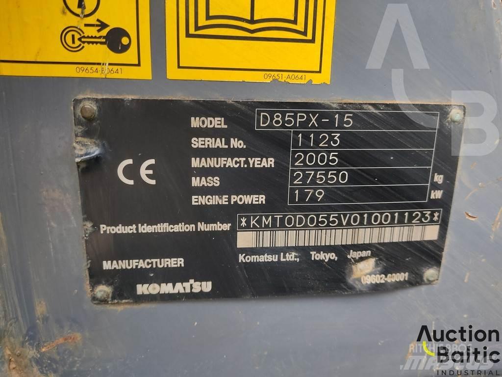 Komatsu D85PX-15 Гусеничні бульдозери