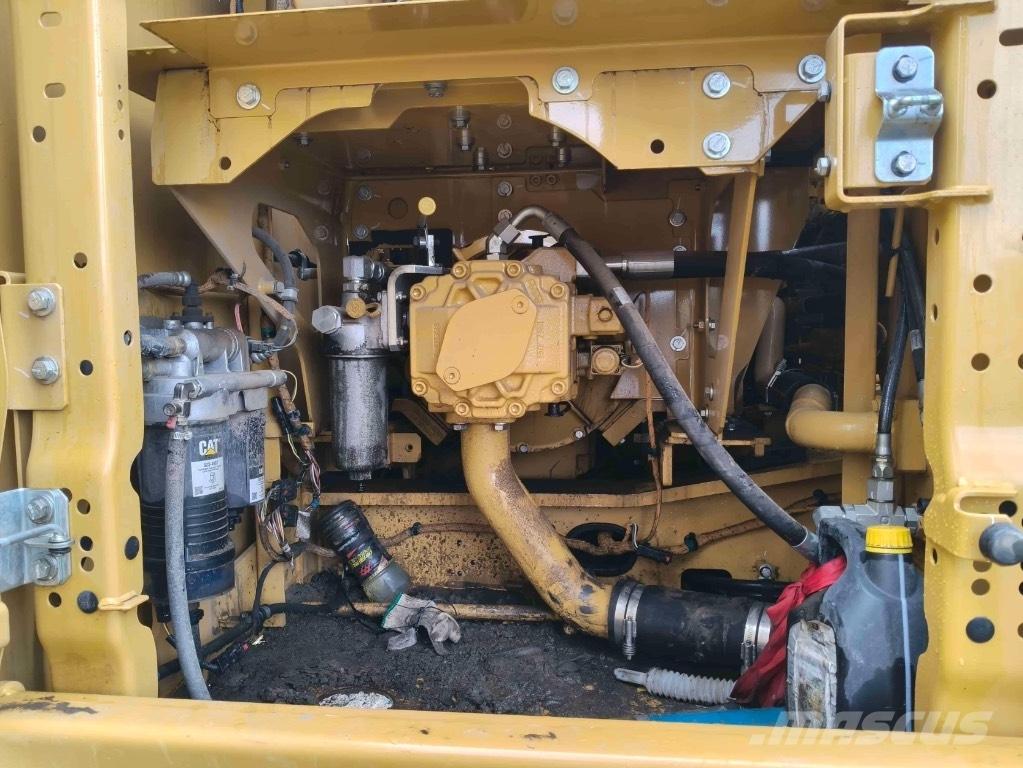 CAT 326 Гусеничні екскаватори