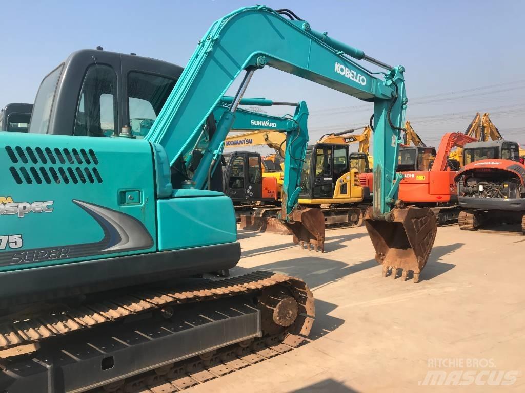 Kobelco SK 75 CSR Гусеничні екскаватори