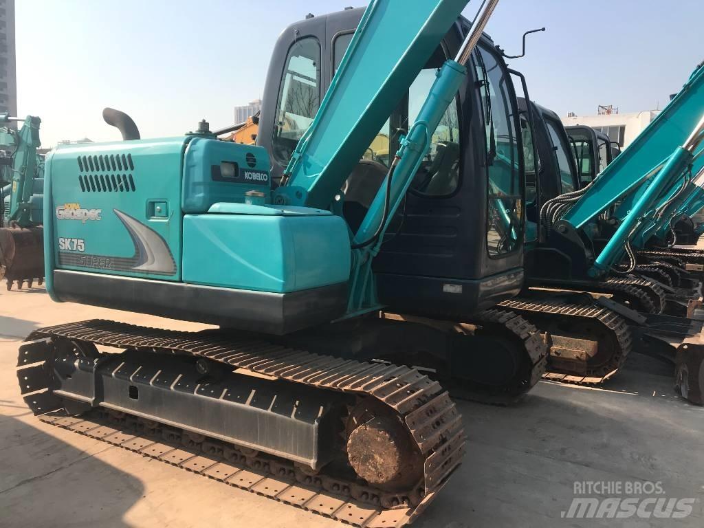 Kobelco SK 75 CSR Гусеничні екскаватори