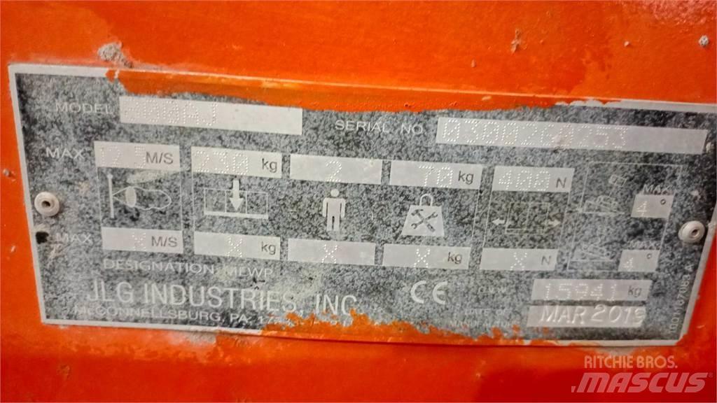 JLG 800AJ Колінчаті підйомники