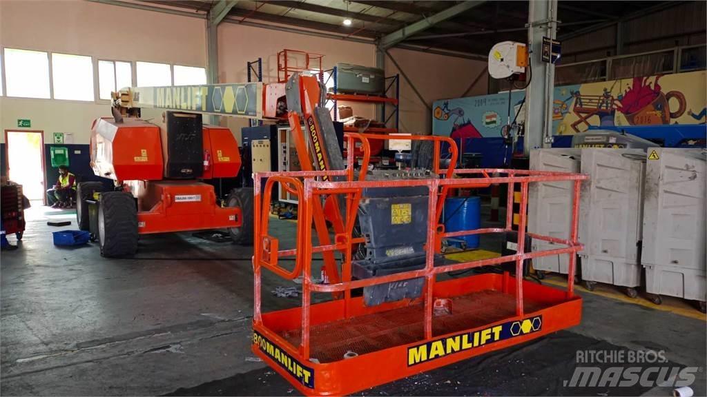 JLG 800AJ Колінчаті підйомники