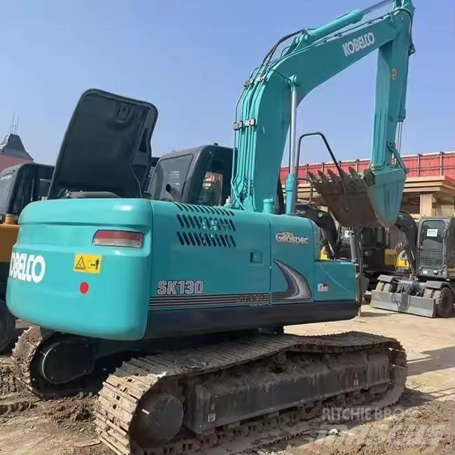 Kobelco SK 130 Гусеничні екскаватори
