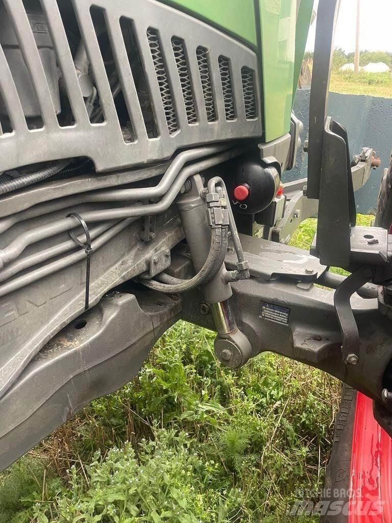 Fendt 828 Трактори