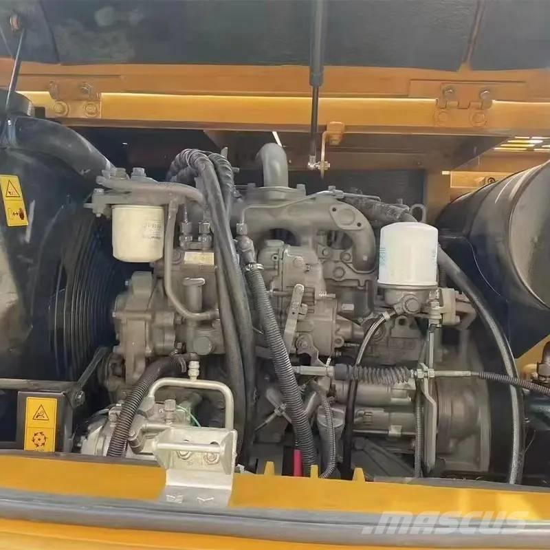 Sany SY 95 C Гусеничні екскаватори