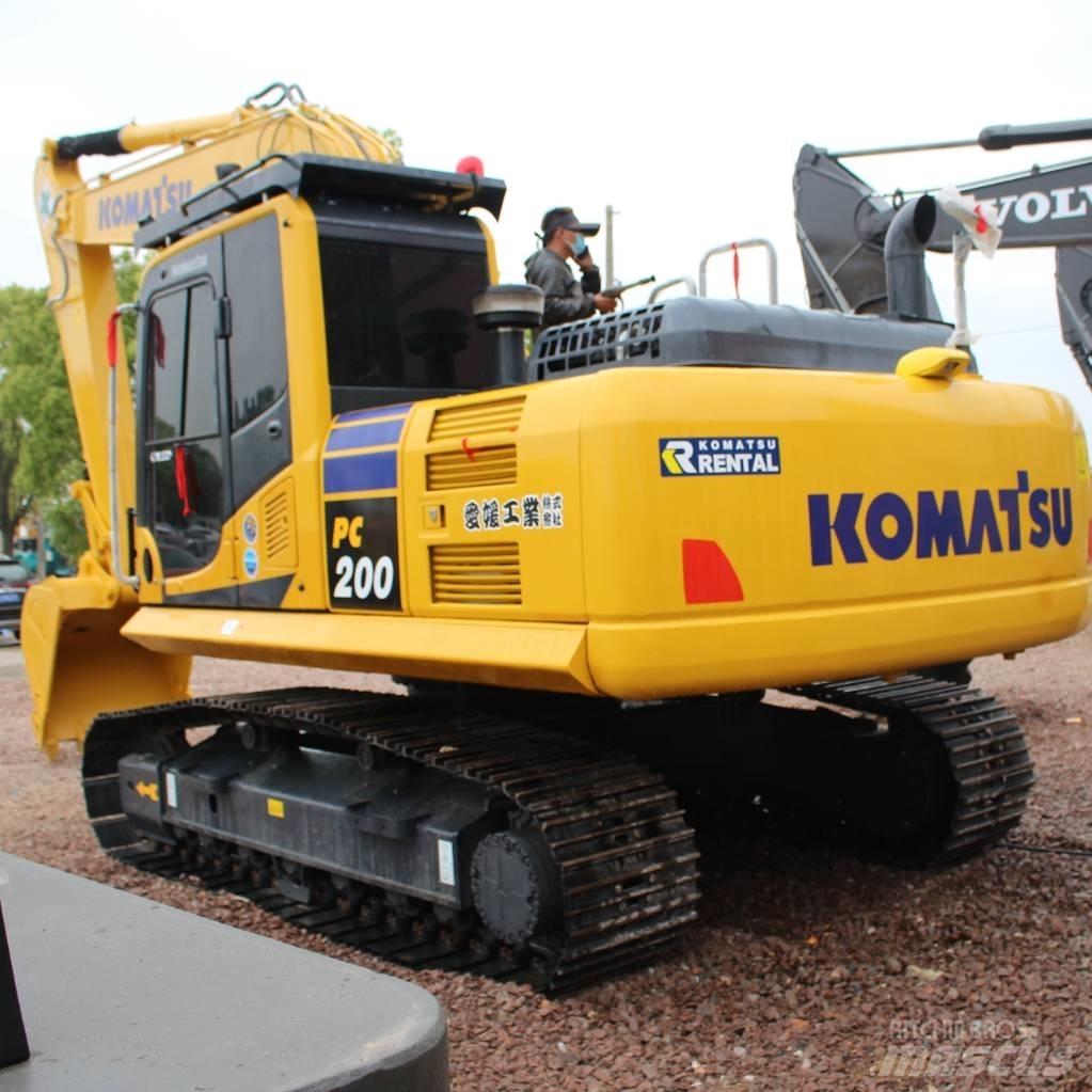 Komatsu PC 200-8 Гусеничні екскаватори
