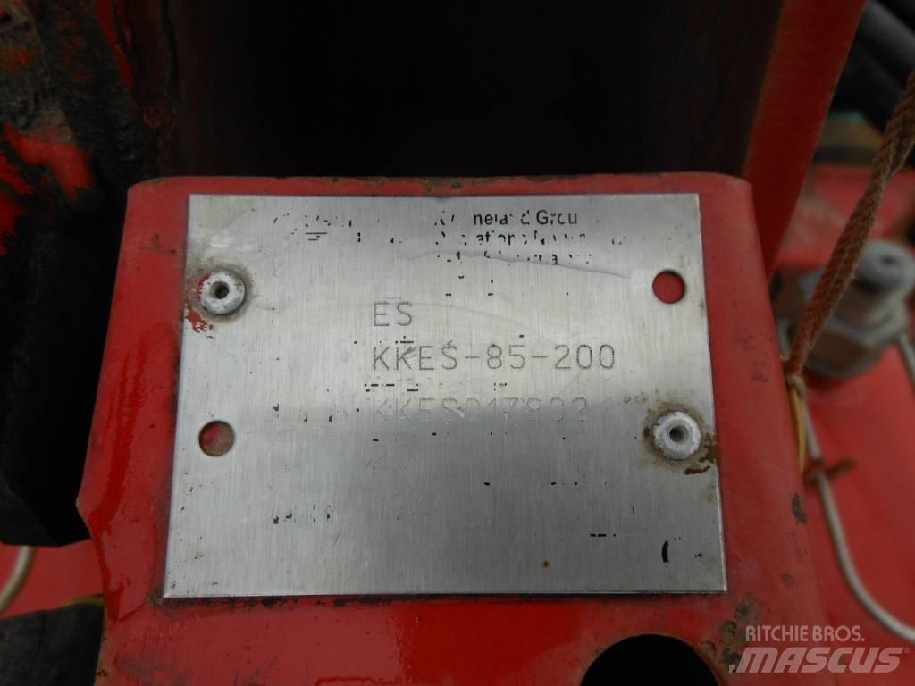 Kverneland ES85 Реверсивні плуги