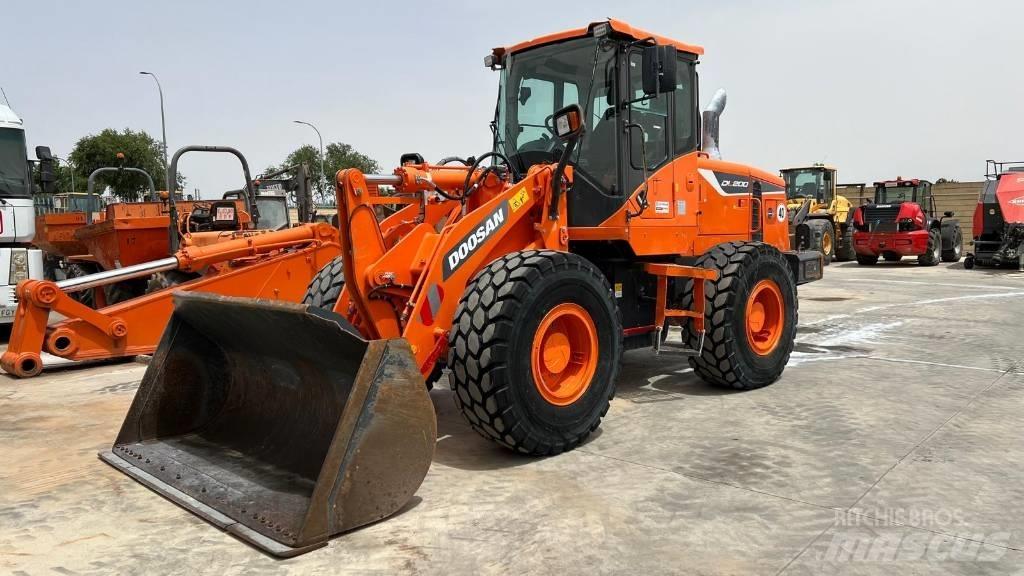 Doosan DL 200-5 Малі навантажувачі