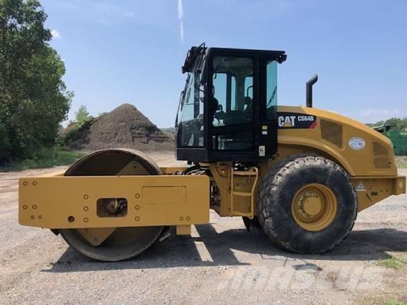 CAT CS 64 B Грунтові котки