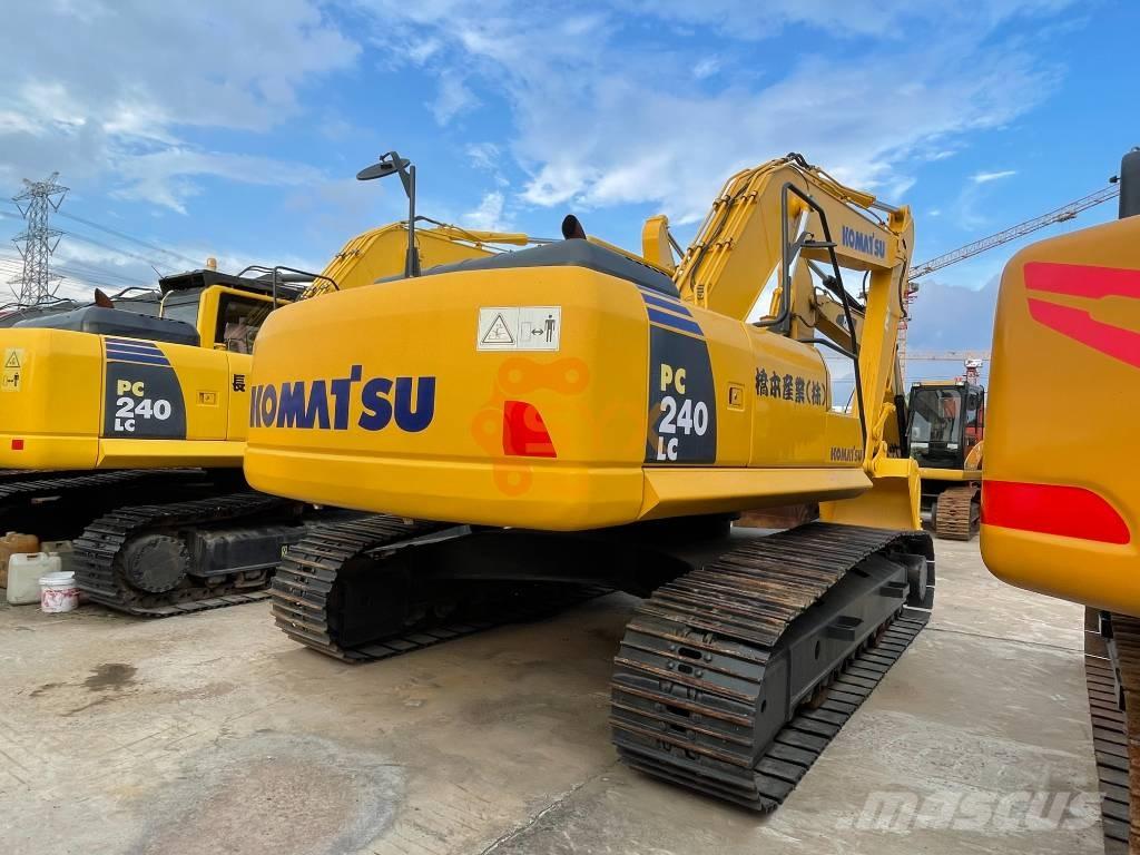 Komatsu PC 240-8 Гусеничні екскаватори