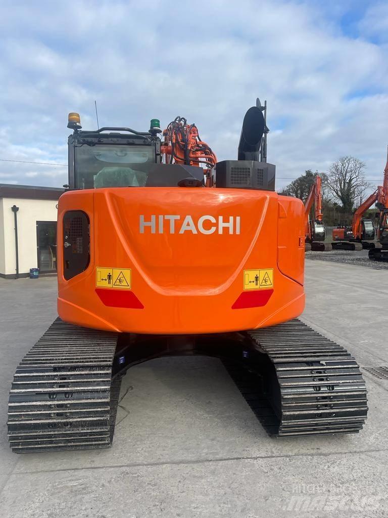 Hitachi ZX 135 US-6 Гусеничні екскаватори