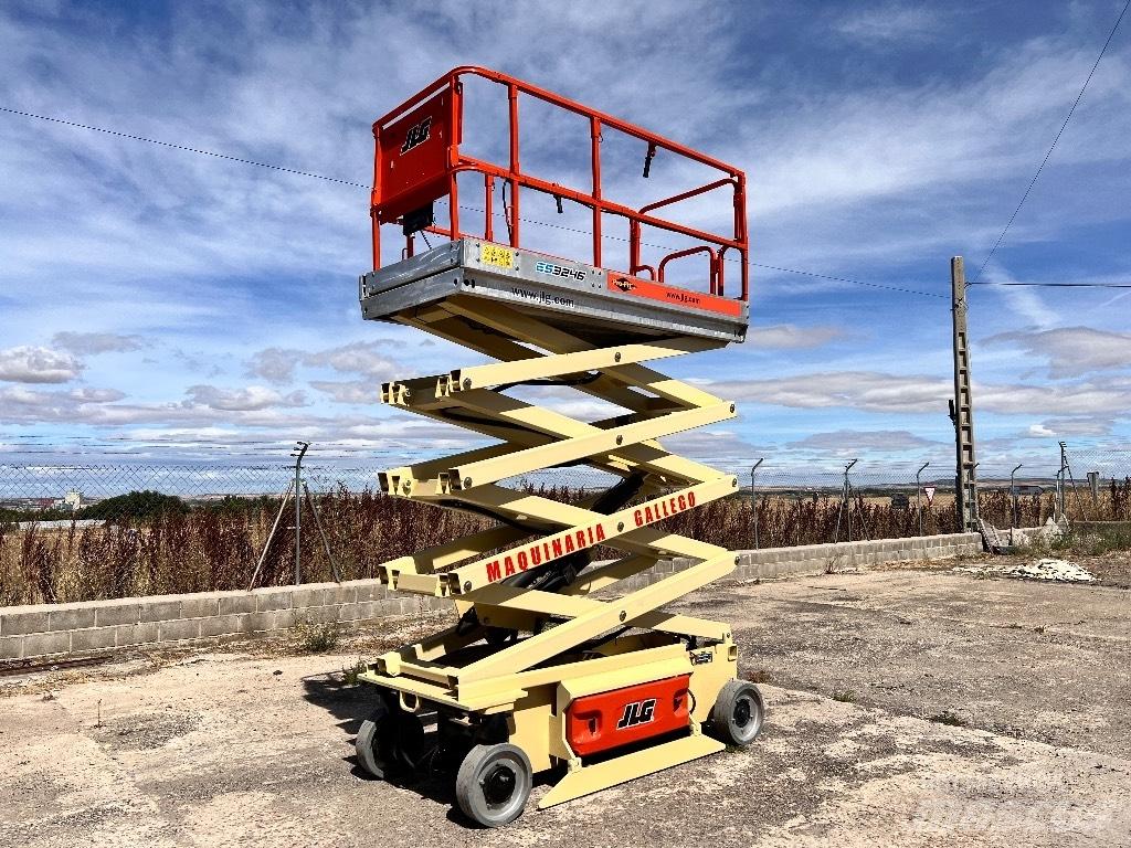 JLG 3246 ES Підйомники-ножиці