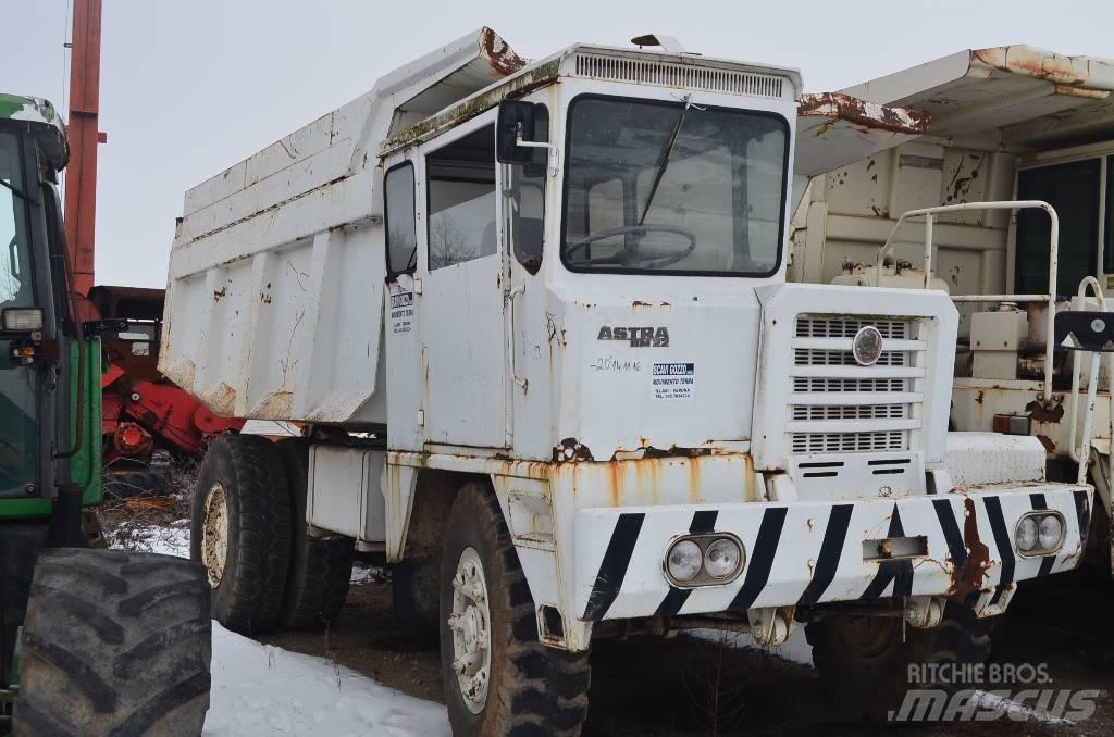  Rigid Astra Bm22 Кар`єрні самоскиди