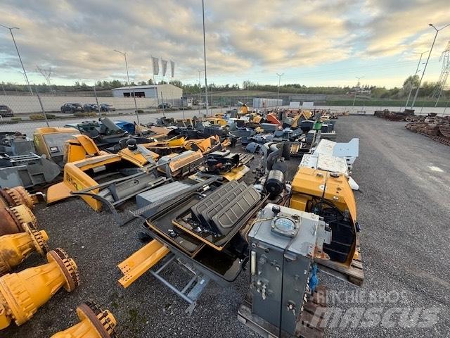 Liebherr OKLAPOWANIE Шасі
