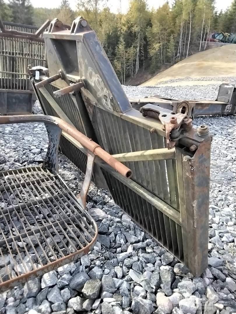 Valmet 860.1 Інше обладнання