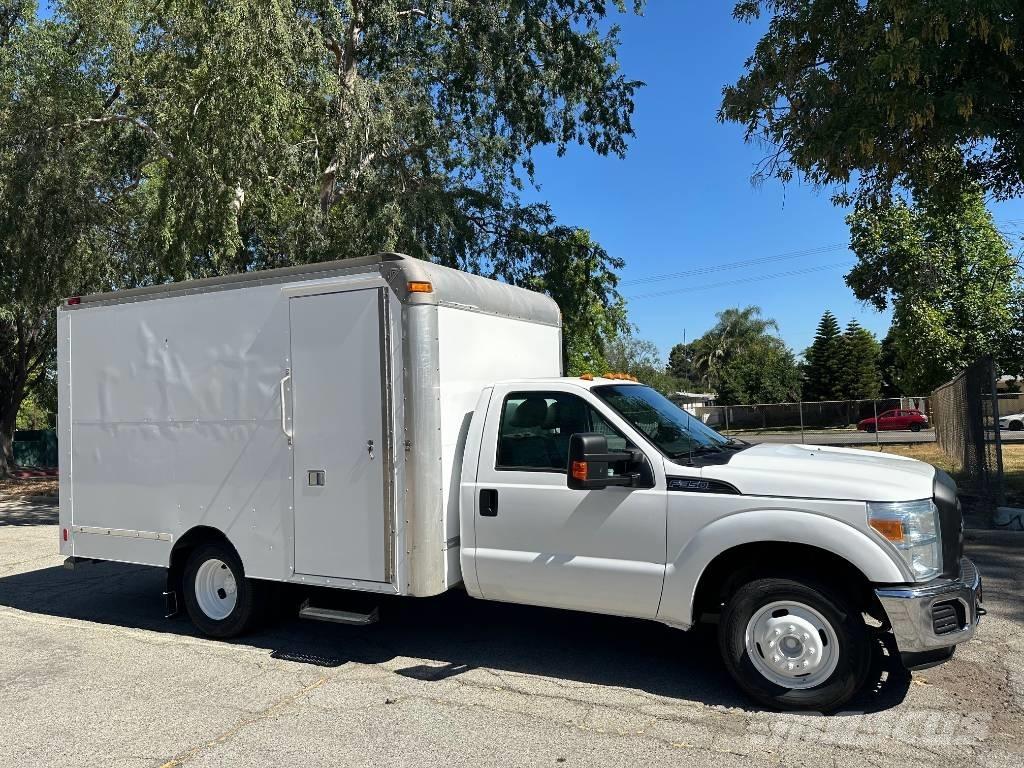 Ford F 350 Пікапи / Бічне розвантаження