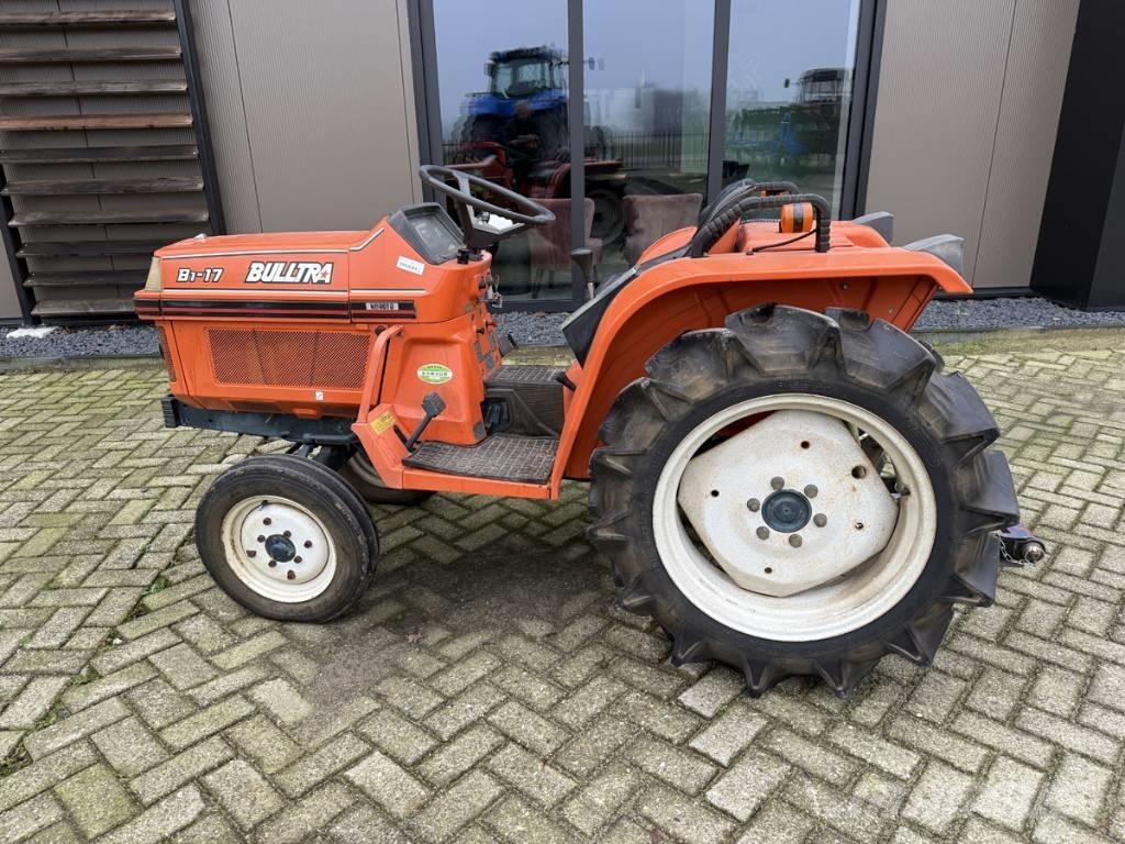 Kubota Bultra B1-17 Трактори