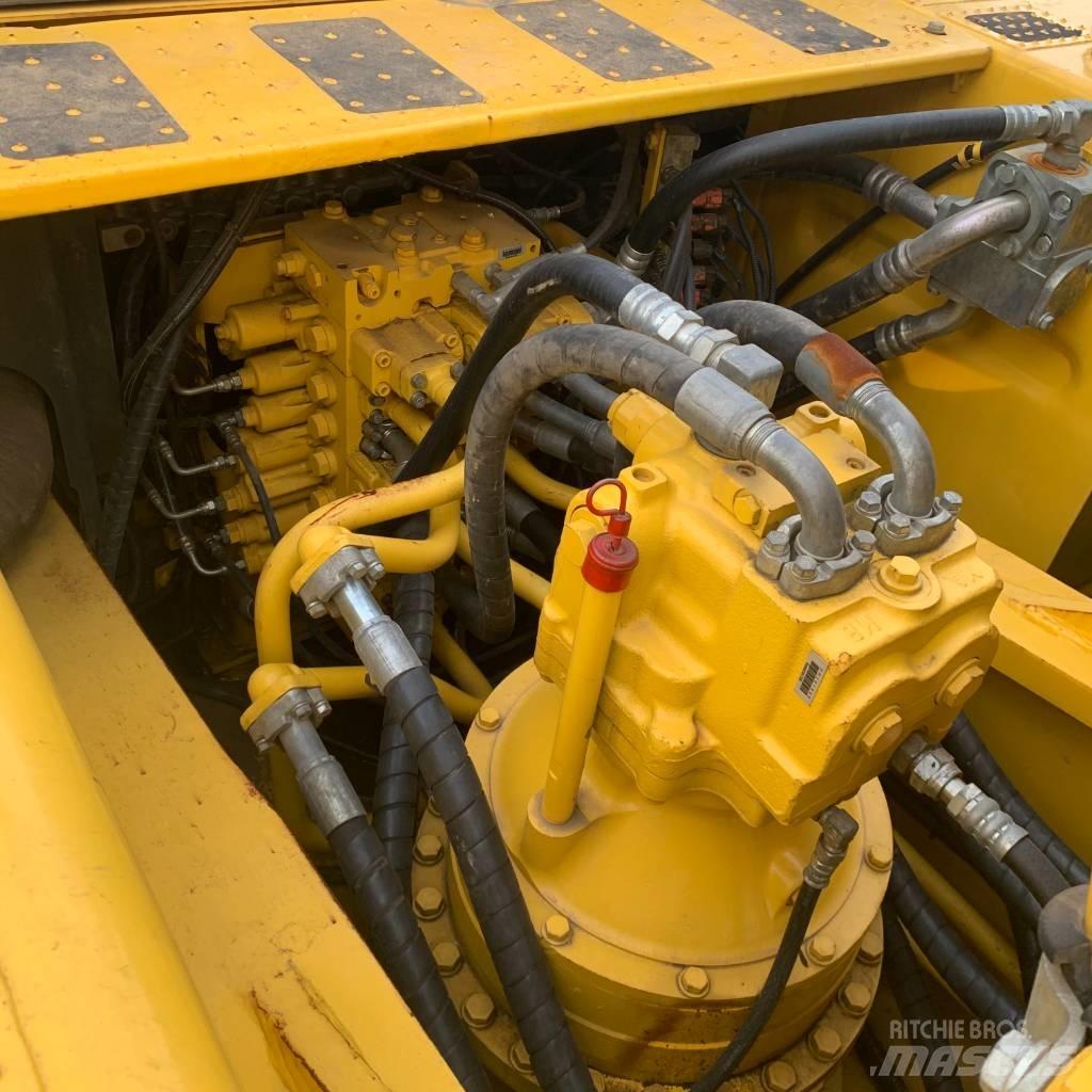 Komatsu PC450-8 Гусеничні екскаватори