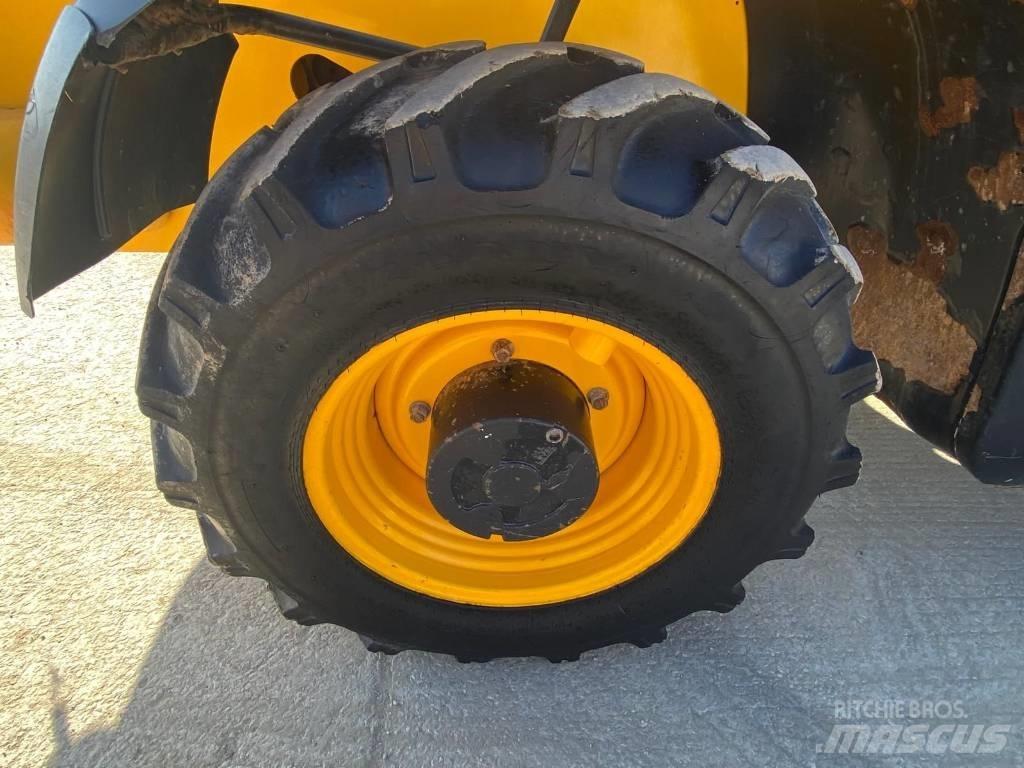 JCB 540-170 Телескопічні навантажувачі