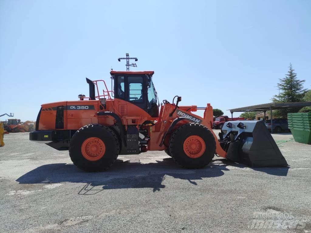 Doosan DL 350-5 Фронтальні навантажувачі