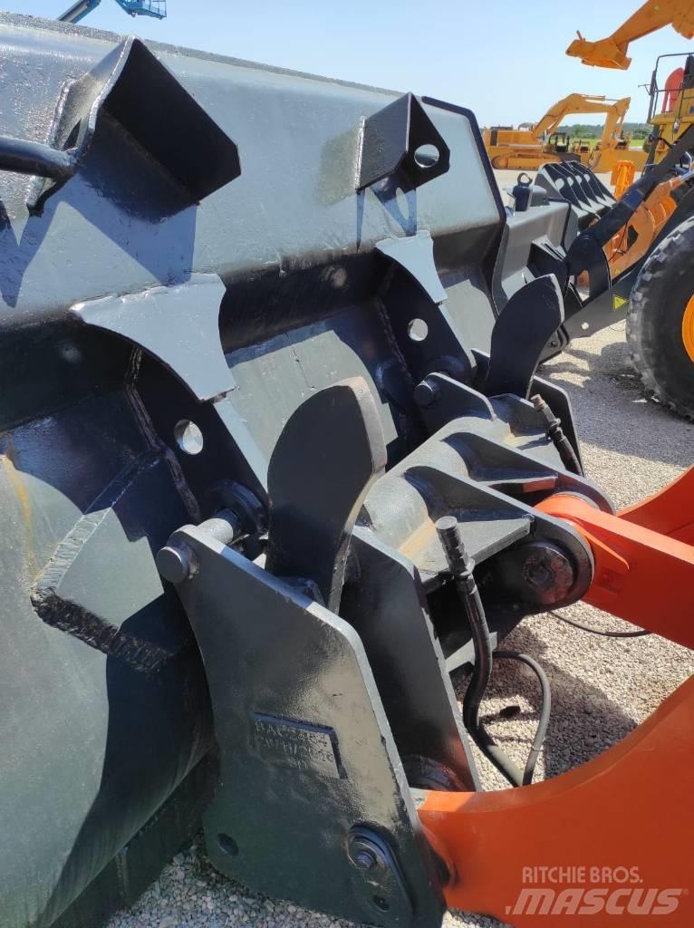 Doosan DL 350-5 Фронтальні навантажувачі