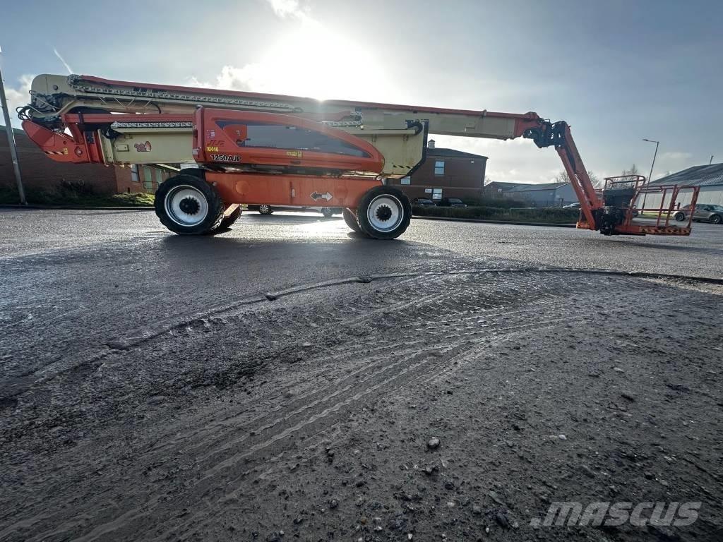 JLG 1250 AJP Колінчаті підйомники