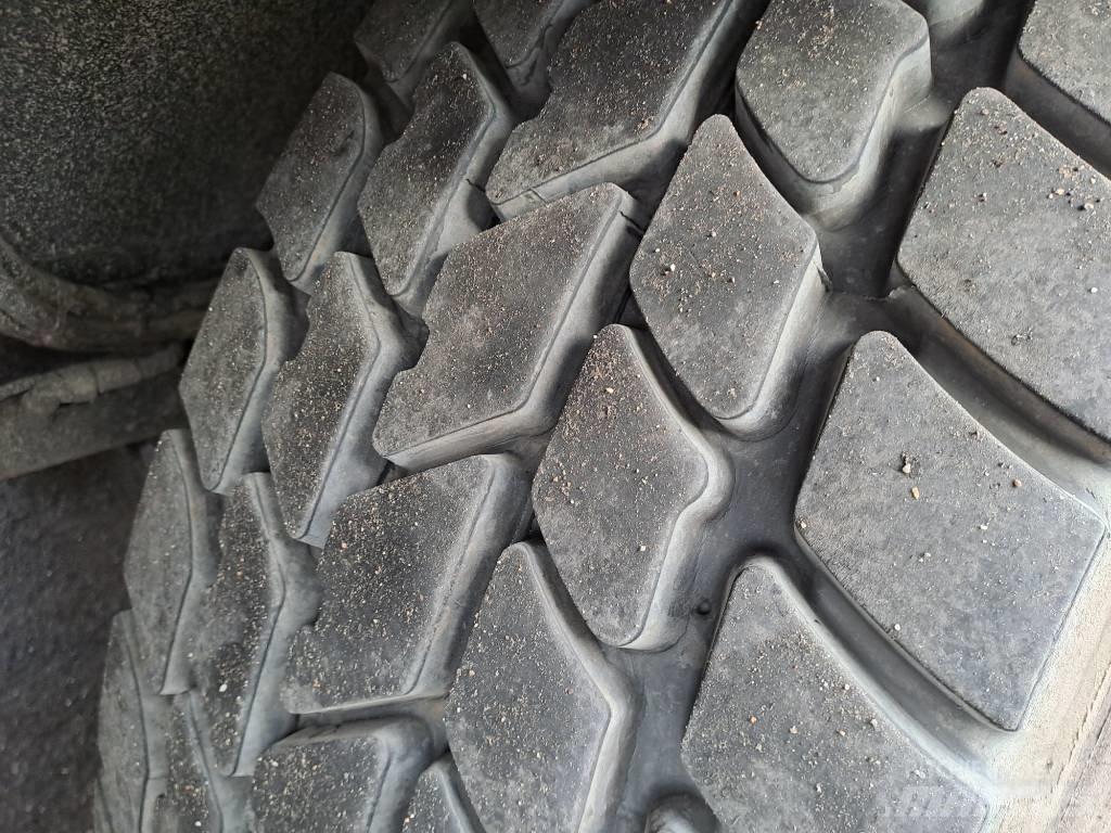 Grove GMK5220 автокрани
