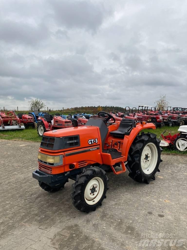 Kubota GT3 Трактори