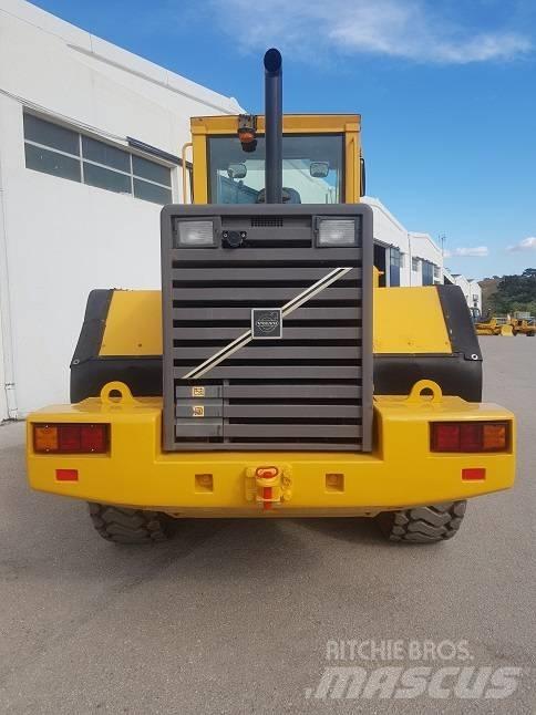 Volvo L90C Фронтальні навантажувачі