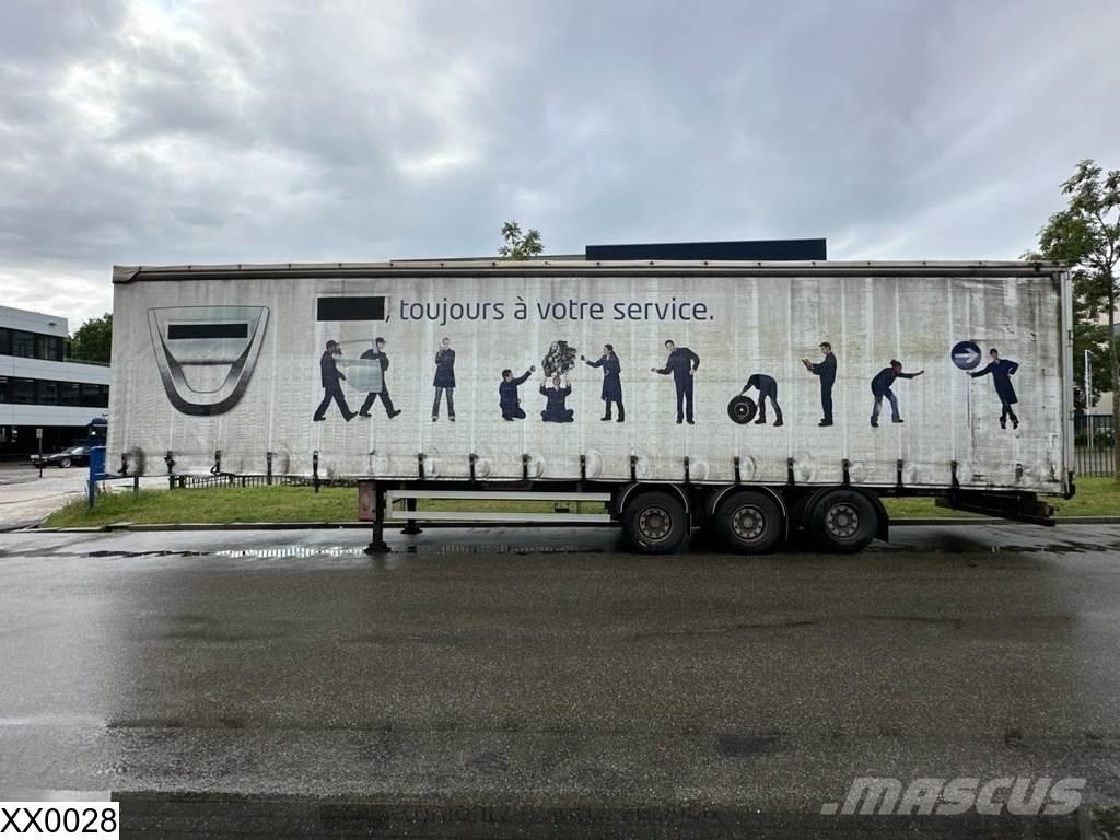 Fruehauf Tautliner Тентовані напівпричепи