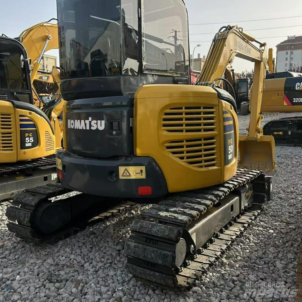 Komatsu 50-2 Гусеничні екскаватори