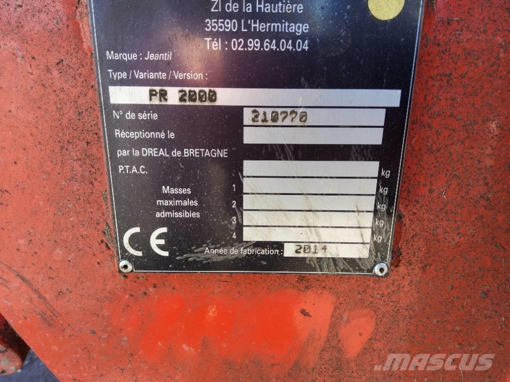 Jeantil PR 2000 Роздрібнювачі, різаки і розпаковувачі тюків