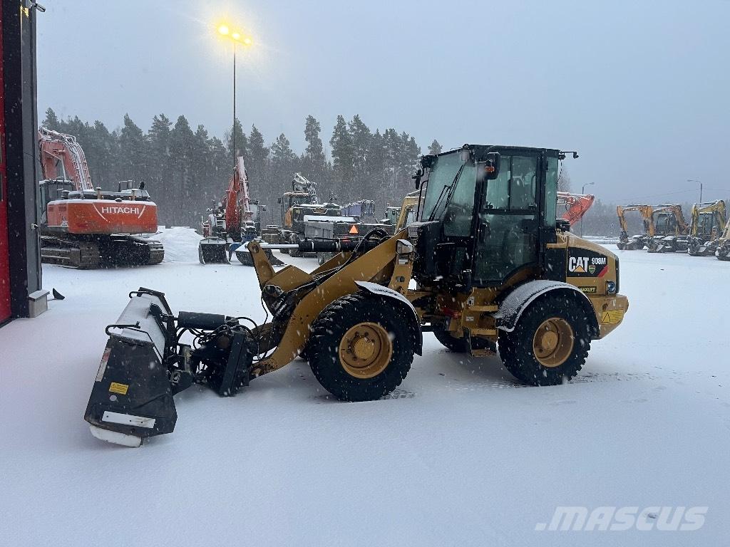 CAT 908 / Myyty, Sold Фронтальні навантажувачі