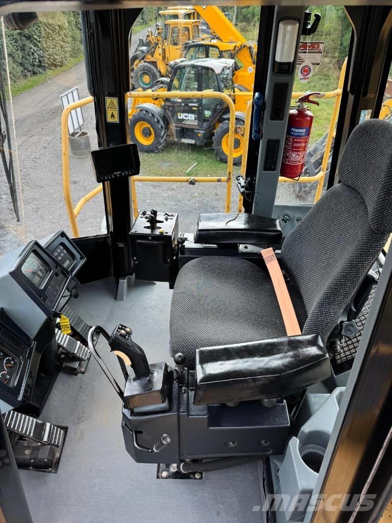 CAT 988 H Фронтальні навантажувачі