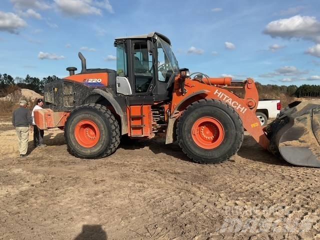 Hitachi ZW 220 Фронтальні навантажувачі