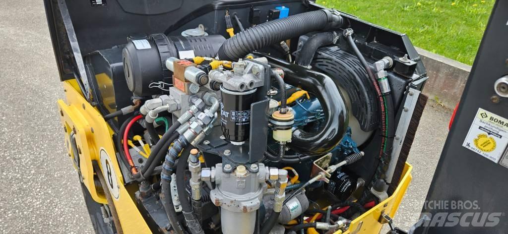 Bomag BW 100 AC Комбіновані катки