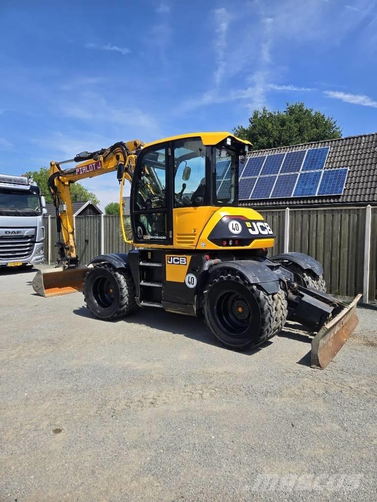 JCB 110 W Колісні екскаватори