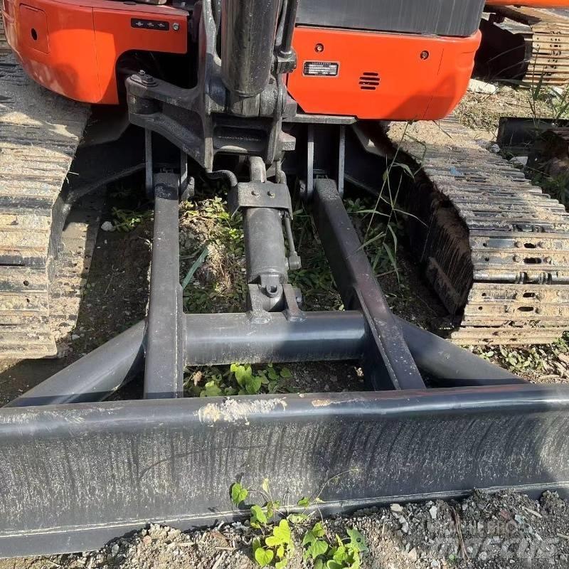 Kubota U 40 Міні-екскаватори < 7т