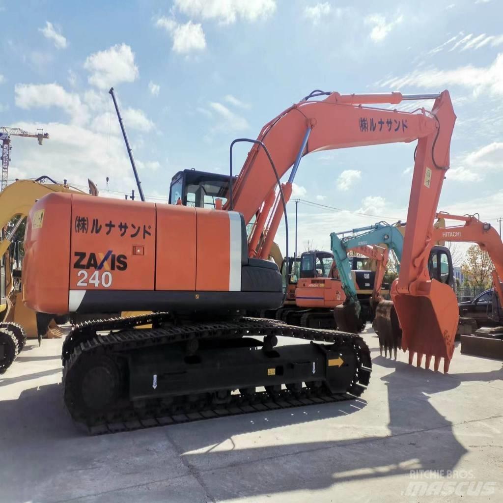 Hitachi ZX 240 Гусеничні екскаватори