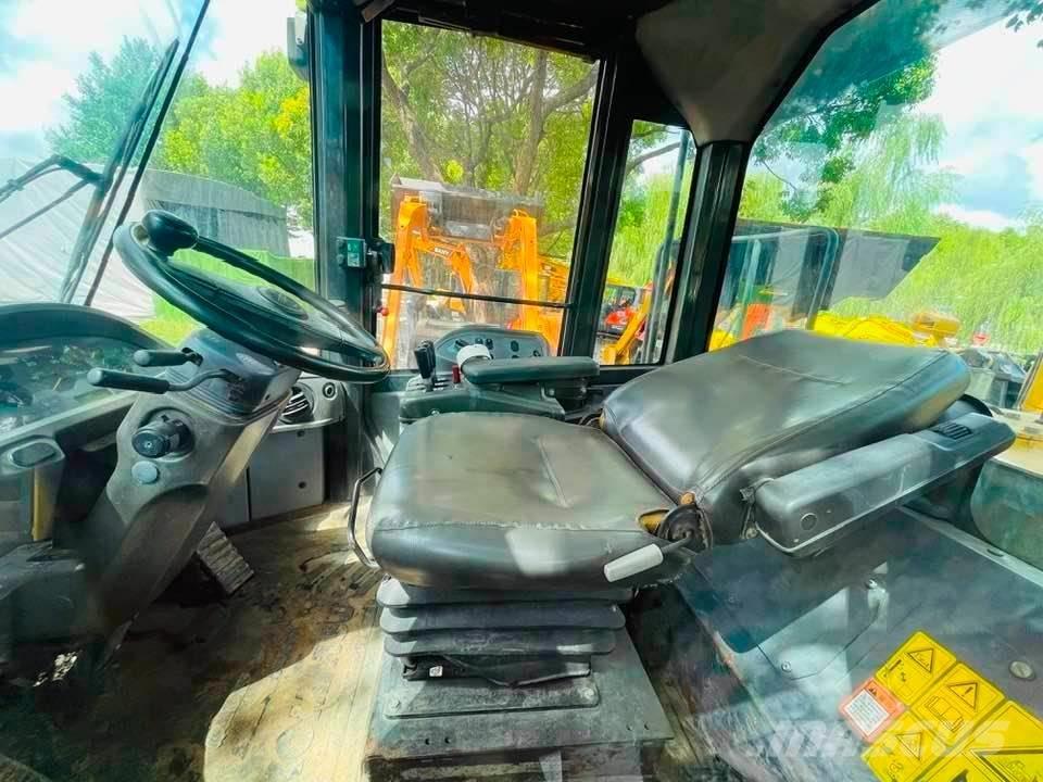 Komatsu WA380-6 Фронтальні навантажувачі
