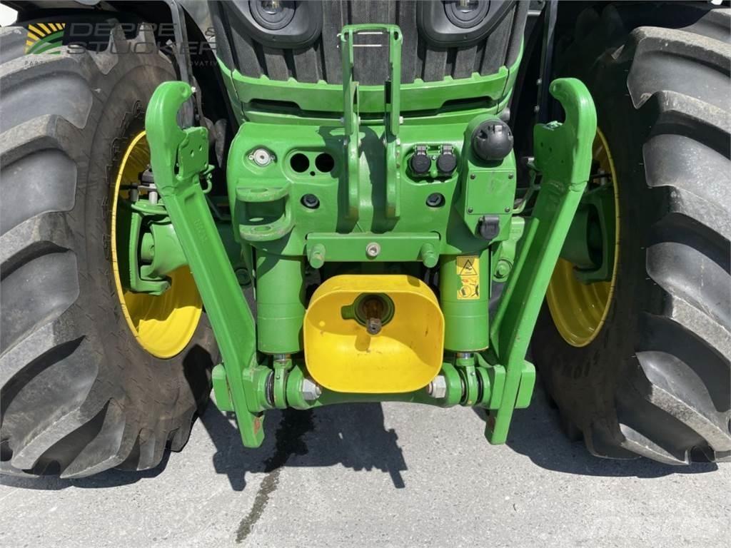 John Deere 6R 250 Трактори