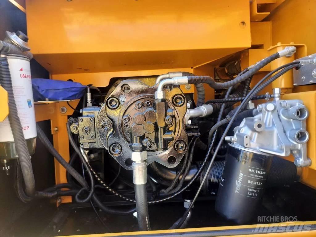 Sany SY215C Гусеничні екскаватори