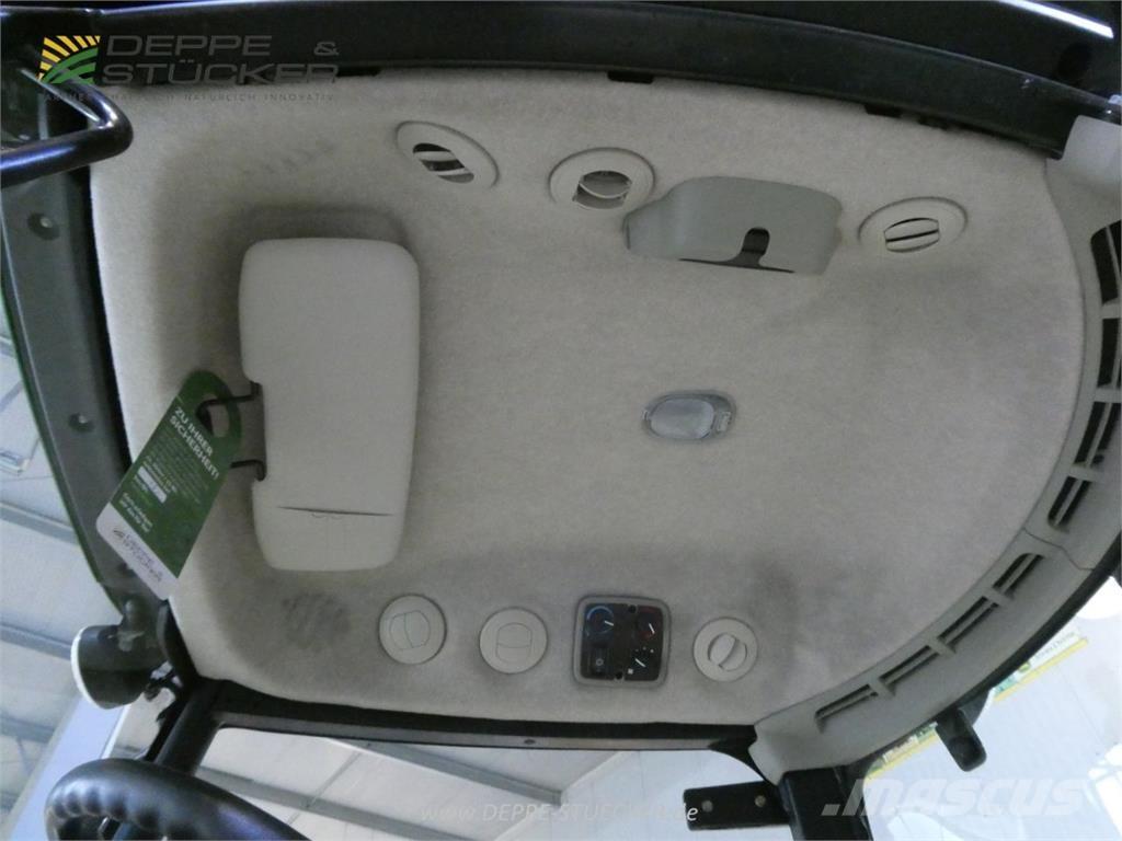 John Deere 3320 Трактори