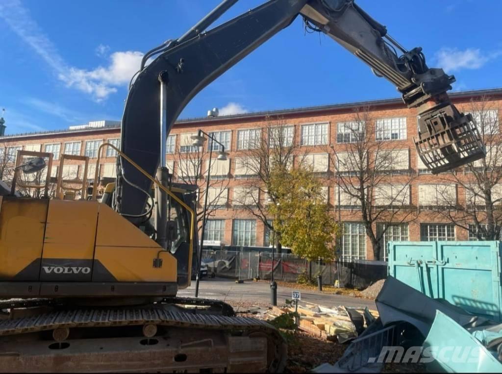 Volvo EC 300 EL Гусеничні екскаватори