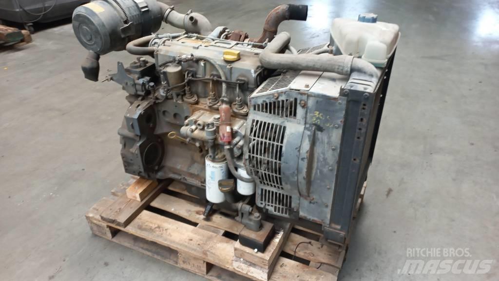 Deutz BF4M1012E Двигуни