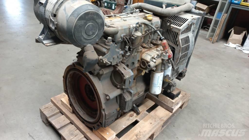 Deutz BF4M1012E Двигуни