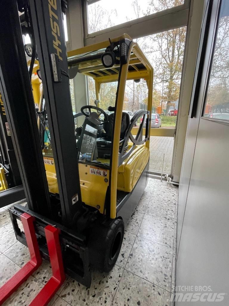 Hyster J 2.00 XNT Електронавантажувачі