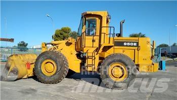 CAT 950E Фронтальні навантажувачі